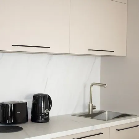 Ahrensboeker Residenz 4 *